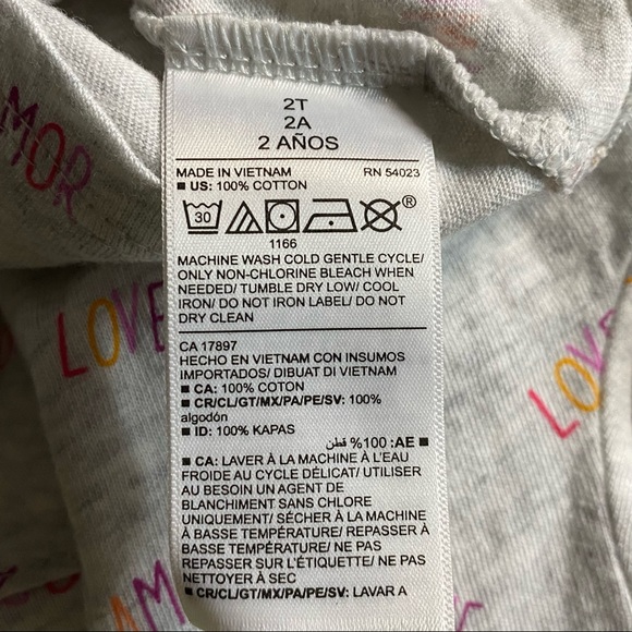 Old Navy | Girls Long Sleeve Tee LOVE AMOR Size 2T - Picture 6 of 7